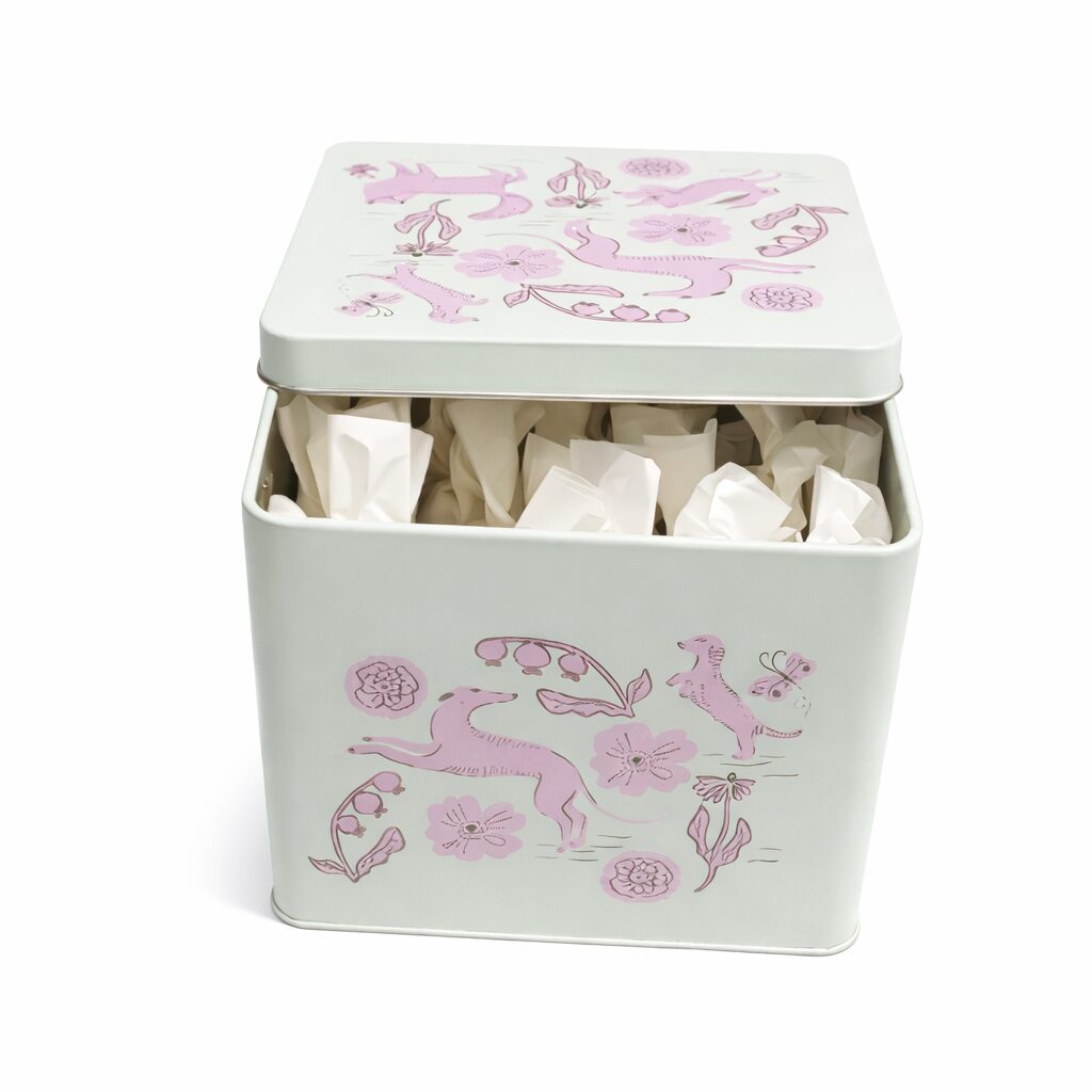 Calugas artesanales en caja metalica premium Mama Caluga